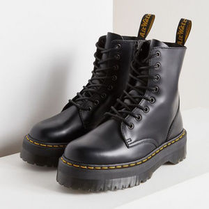 NIB Dr. Martens Jadon Platform 8-Eye Boot Black